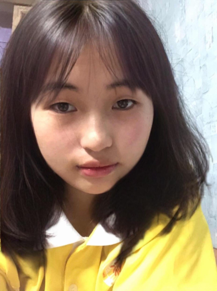 黎清-贵州省·黔东南苗族侗族自治州·从江县-快手,微博,***-学生,身高155 体重90 擅长拍照修图均可
有拍照工具
可接买家秀 ,种草姬,开箱测评,免费试用,探店打卡,平面模特兼职等