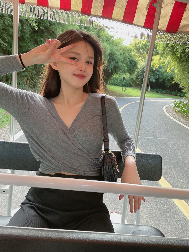 wulynn-广东省·广州市·白云区--一个爱拍拍的仙女🧚🏻♀️
广州 身高1.6 体重95,甜美可爱御姐性感风都可接