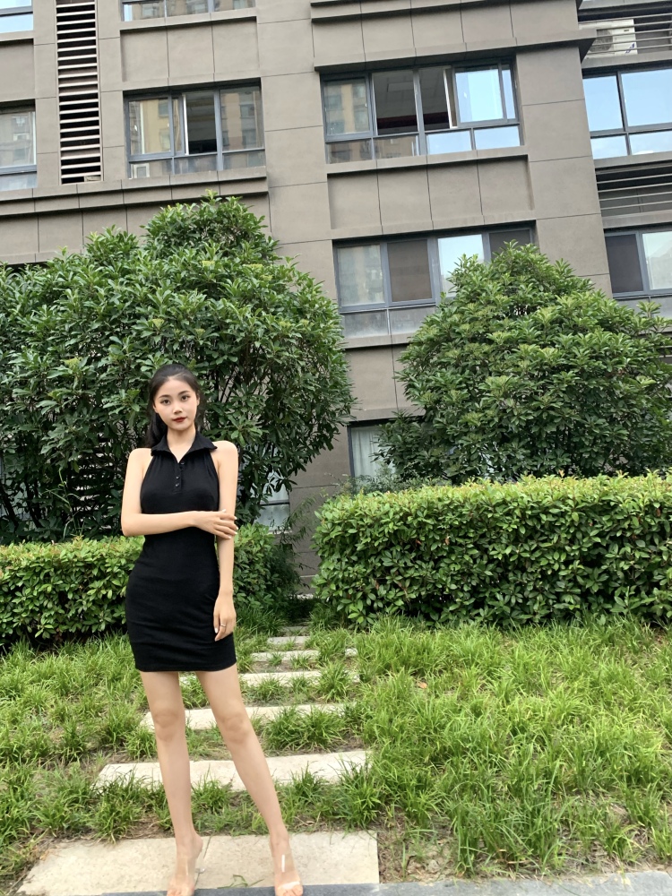 qin qin-山东省·济宁市·任城区-***-可接买家秀 寄拍赠拍 身高171体重48公斤
请商家砸单 认真出图