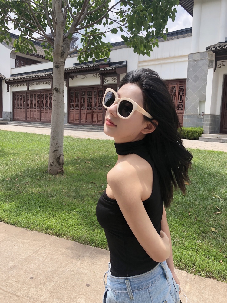 Yvonne-云南省·昆明市·五华区--大家好!我是胡桃夹子
接寄拍买家秀,靠谱,会拍,包满意,礼服,泳衣,旗袍,鞋子,饰品,都可
