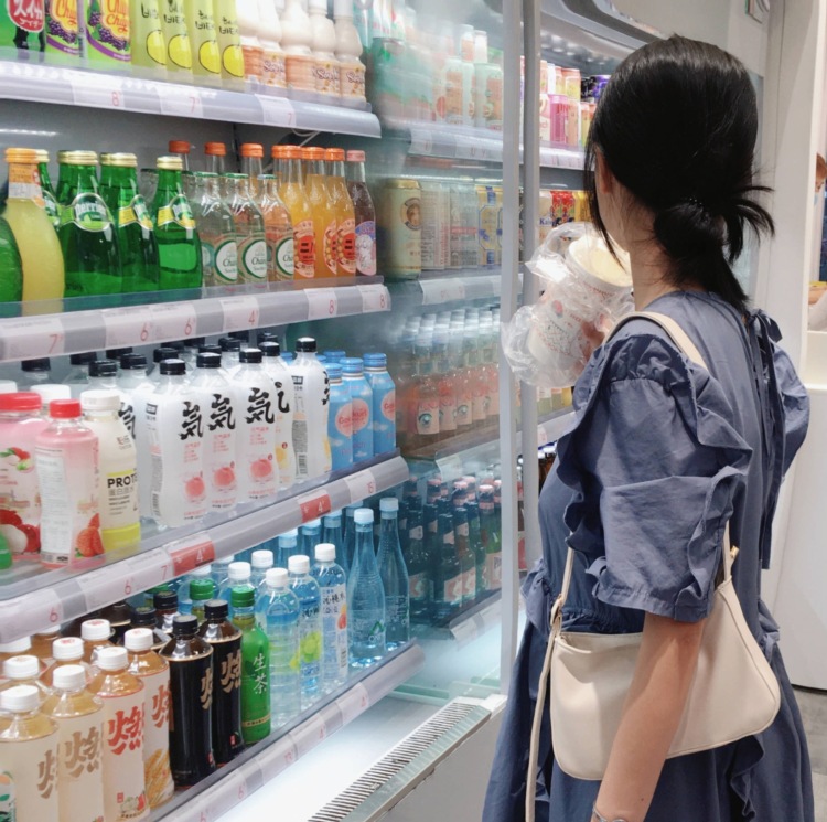 wdcln.赴-广东省·肇庆市·四会市-快手 微博 ***-买家秀 平面模特 短视频创作 ***微博快手可推广分享 拍照质量好 多年寄拍模特经验