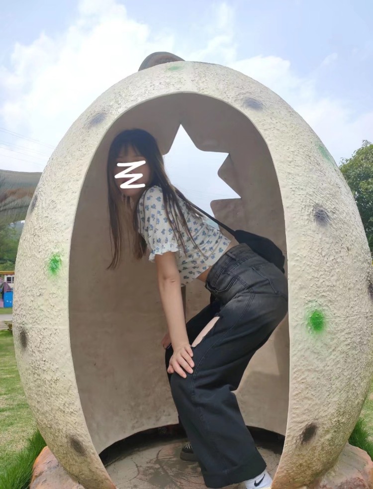 恸.-重庆市·县·云阳县-快手-在校大学生 本人温柔可爱好相处!爱好唱歌会弹一点钢琴 喜欢拍照旅游 会P图会剪辑视频