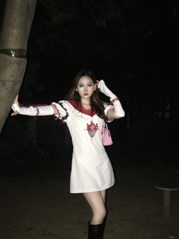 Suki-湖南省·怀化市·鹤城区--接单:各类买家秀 服装饰品美妆类为主
P图技术好 图片高清有质感