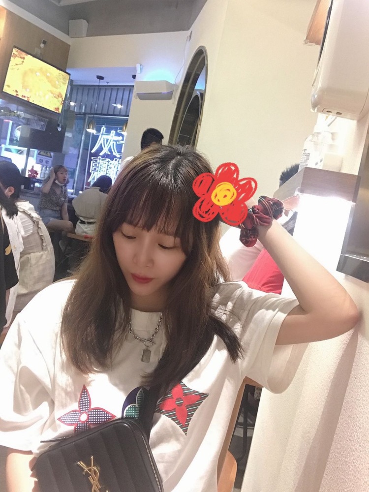 JJWWcc🎀-福建省·厦门市·湖里区-抖音-独立创业人 时间自由
平时就喜欢买买 经常拍照被列为优秀买家秀 或者身边人看到都要买 有带货潜质
淘宝寄拍(服装饰品鞋子都OK)本市探店都可以
