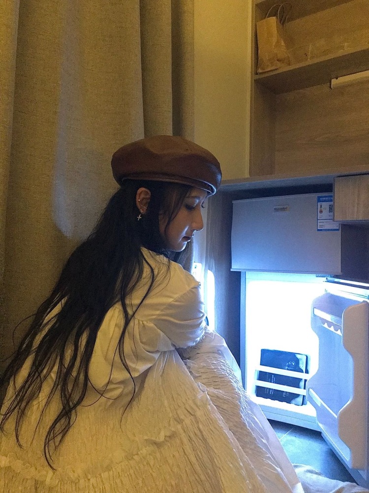 ViA-甘肃省·兰州市·城关区-斗音 微博 *** B站-特长:舞蹈 美术 才艺:唱歌 舞蹈 职业:舞蹈老师 接单范围:买家秀 免费试用 平面模特兼职