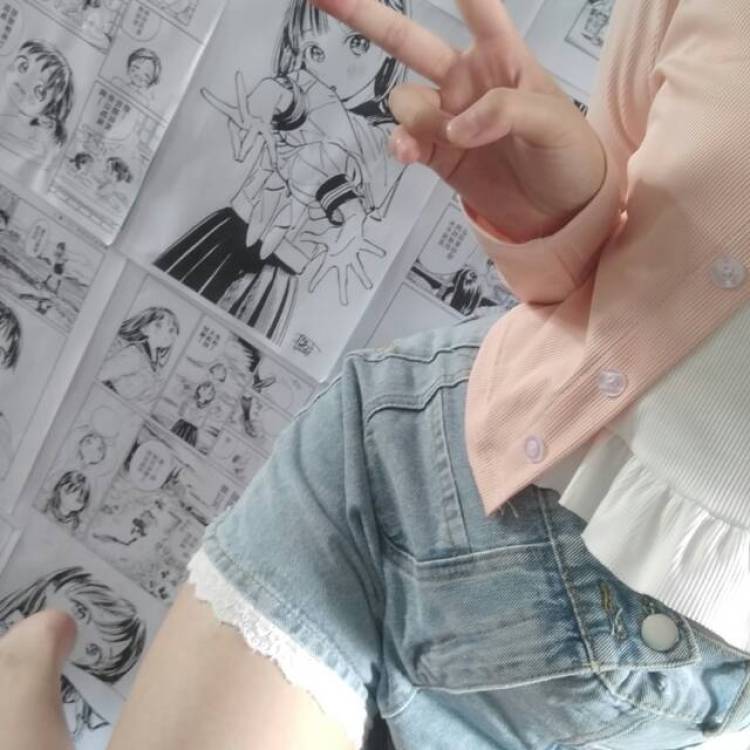 我长不高了-浙江省·嘉兴市·嘉善县-抖音-我想接寄拍或送拍 短视频带货  我会p图  剪视频  寄拍或送拍尽量是首饰、衣服、裤子、包包一类  价位💰 50～80