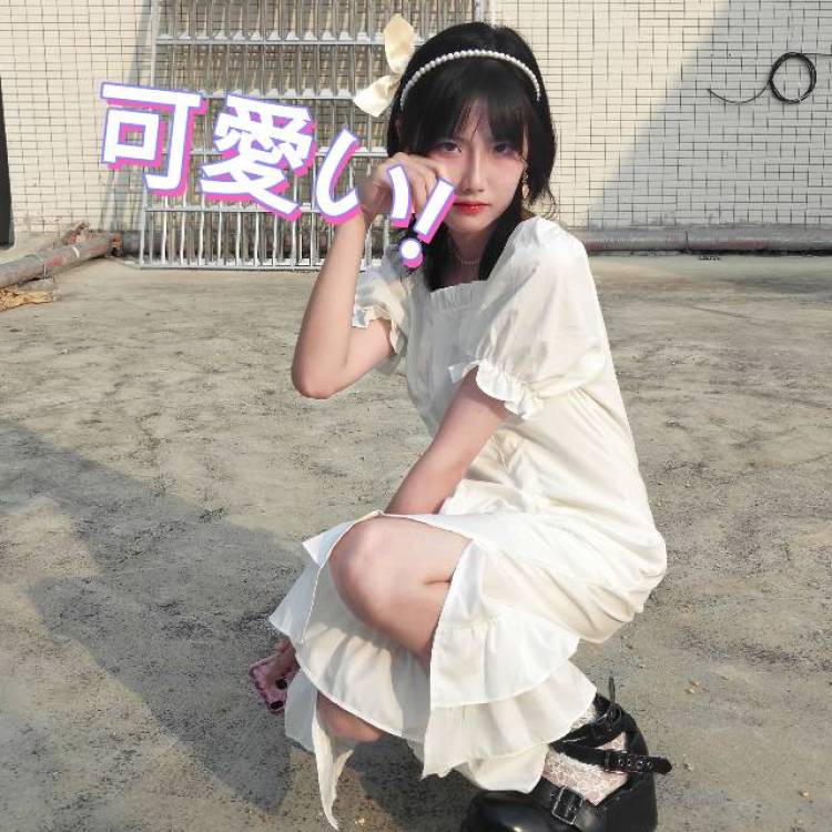 春日井麻纪-广西壮族自治区·南宁市·良庆区-微博 ***-寄拍模特，学生寒暑假有空，身高160cm体重75斤很瘦，体重稳定吃不胖，曾是名jk画手，向知名商家出售稿子，现想尝试寄拍模特