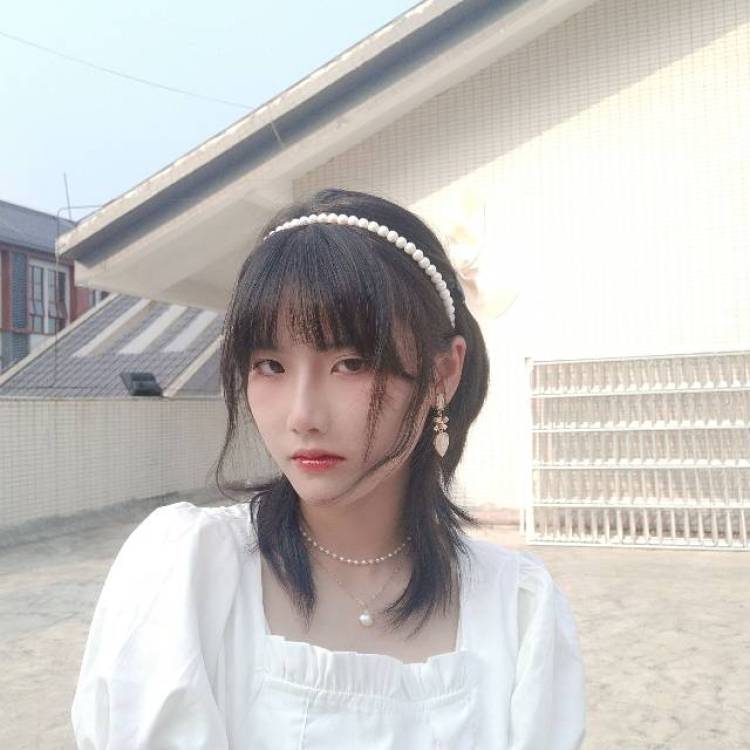 春日井麻纪-广西壮族自治区·南宁市·良庆区-微博 ***-寄拍模特,学生寒暑假有空,身高160cm体重75斤很瘦,体重稳定吃不胖,曾是名jk画手,向知名商家出售稿子,现想尝试寄拍模特