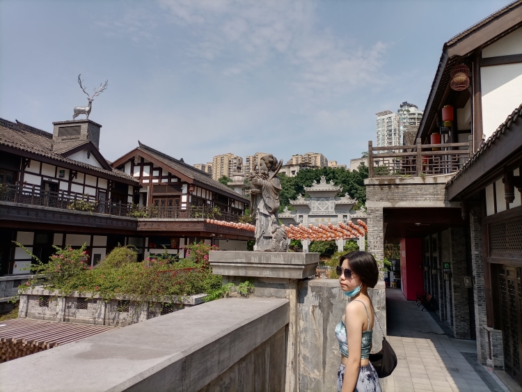鲸落-上海市·上海市·青浦区-抖音-高一学生,接寄拍,5-10元以上皆可,身高159,体重43公斤。