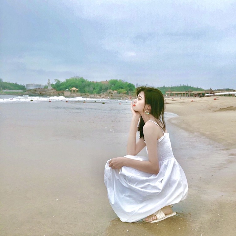 陈.-广东省·广州市·白云区-抖音,***-我比较擅长拍照P图,是一名服装销售,平时都喜欢自拍😬只想接一下买家秀啥的。也会尽量拍到最好。(包包、饰品、化妆品、衣服等等都可)