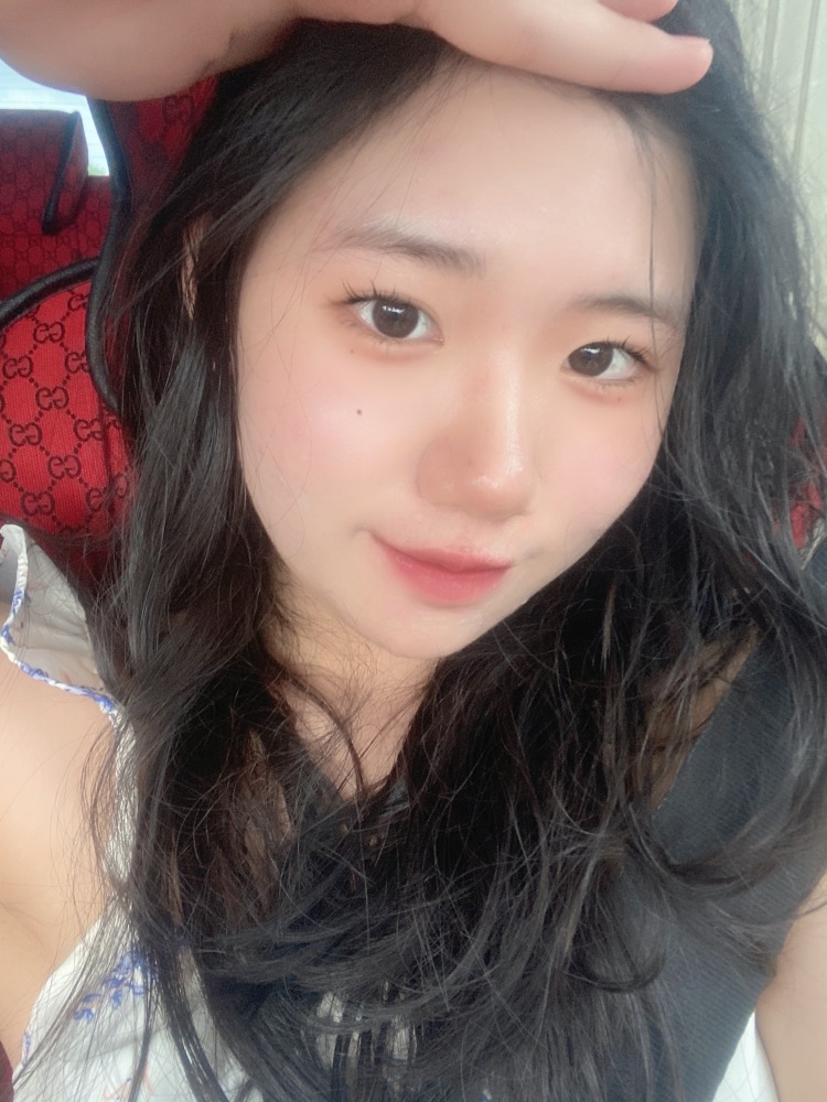 薰.-浙江省·杭州市·余杭区-抖音、***、知乎-特长是舞蹈、做模特、演讲。可以做寄拍模特(欢迎首饰、服装、生活小用品、时尚单品)。可以做短视频vlog创作和开箱视频,免费试用和软文推荐撰写。欢迎来单!!!