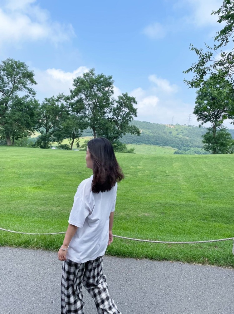 远近-江西省·南昌市·青云谱区-抖音 微博 *** 豆瓣-可接寄拍,测评等
会拍照能P图
闲暇时间多,出图快
15cm 45kg 在校学生