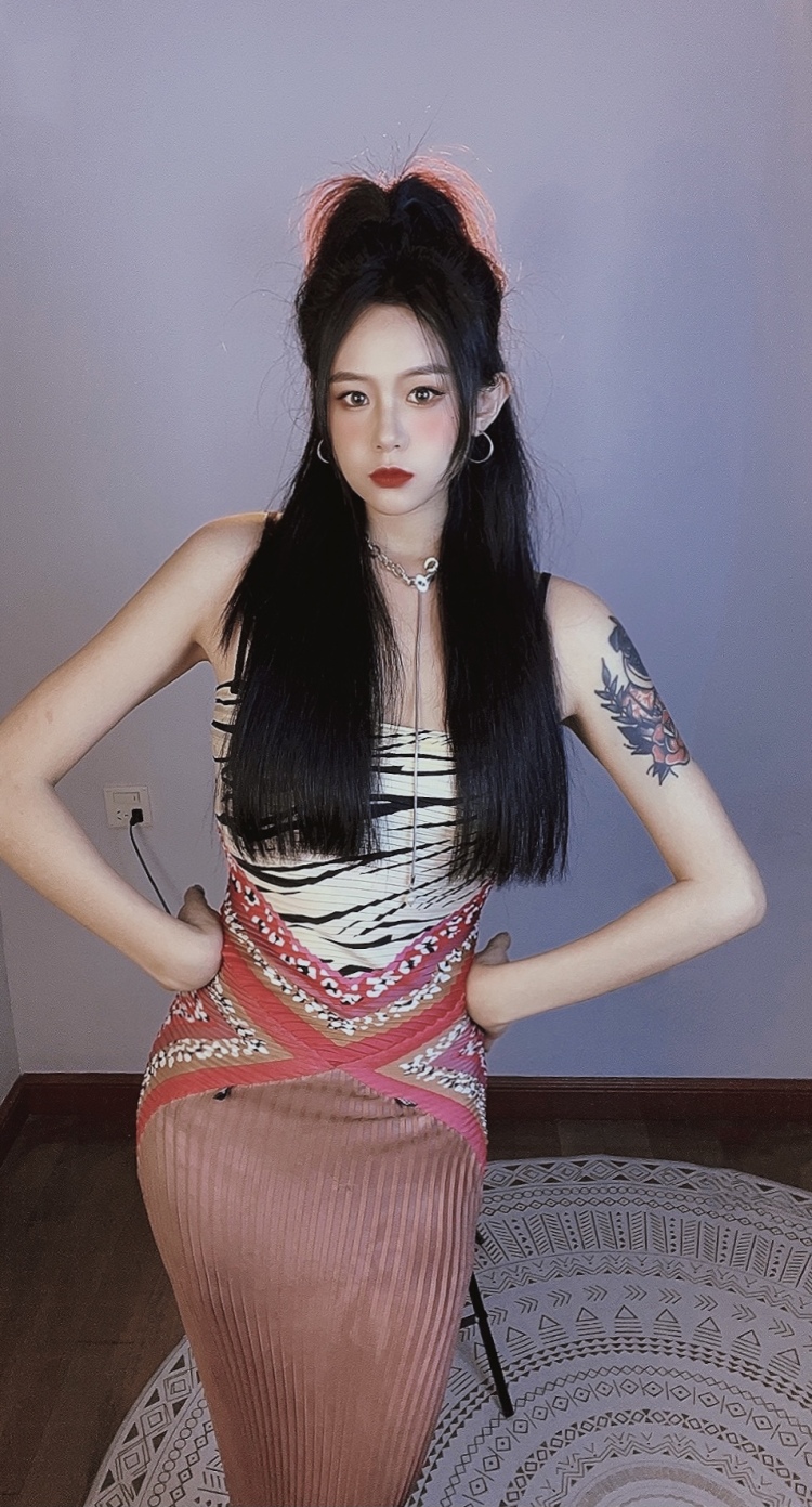 沈沈-广东省·深圳市·宝安区-抖音-有模特经验,刚入驻此平台,可以接模特寄拍、主图、短视频创作、开箱测评等,非诚勿扰,诚信合作哦。