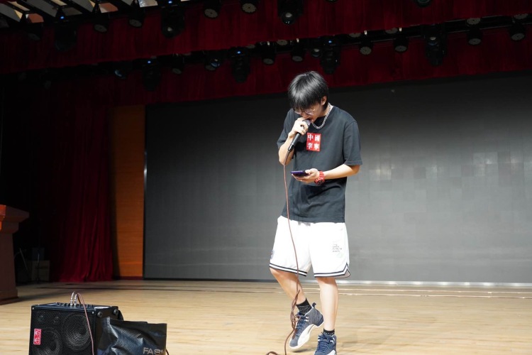 _B1AcK8-天津市·天津市·和平区--买家秀 商品寄拍 身高178体重124 会搭配会拍照
合作费用低 出产快速质量高 随时接单 只接寄拍 骗子勿扰