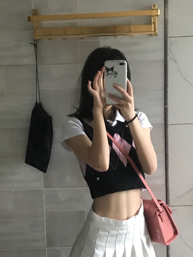 小烨-湖南省·长沙市·长沙县-*** 快手 抖音-我喜欢拍照喜欢分享 喜欢和朋友一起探店 很想成为一个种草博主