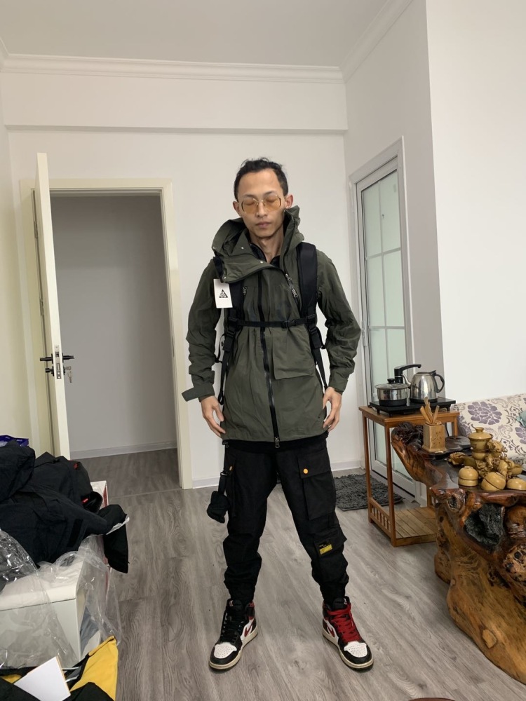 TYY-湖南省·长沙市·长沙县--身高170.体重105斤。业余摄影师，可接男性产品买家秀等服务，可修图，图片包你满意为止
