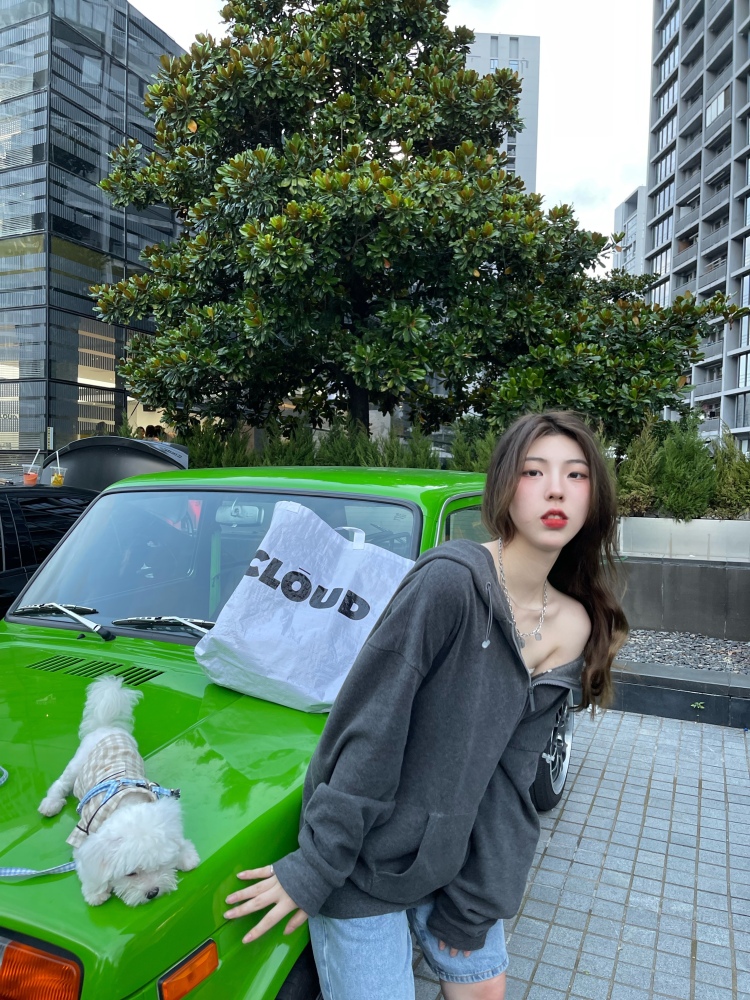 心上妹妹-浙江省·杭州市·滨江区-快手-可以探店打卡和接服装寄拍 风格多样化不限 欢迎各位商家合作 (微博 ***)