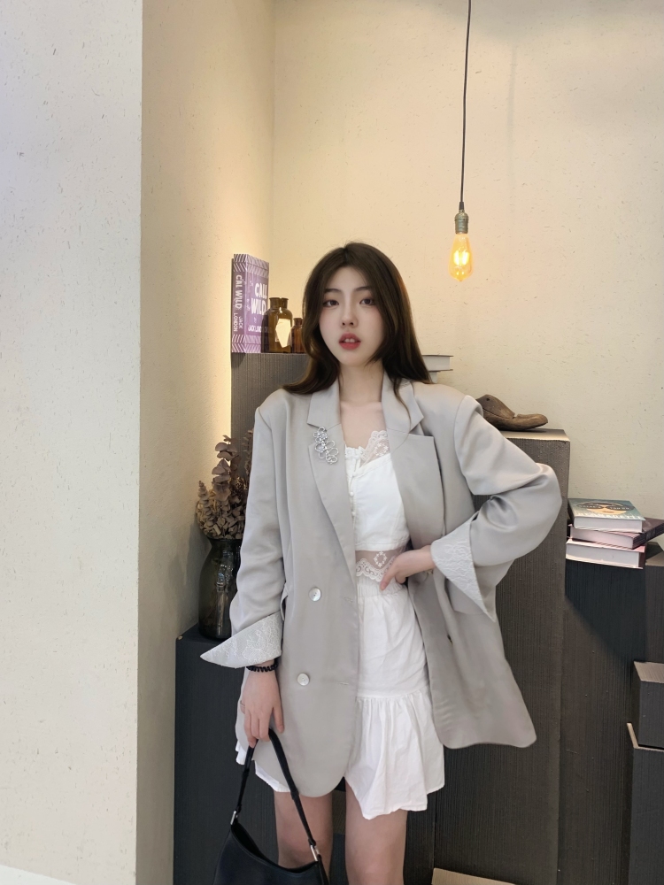 心上妹妹-浙江省·杭州市·滨江区-快手-可以探店打卡和接服装寄拍 风格多样化不限 欢迎各位商家合作 (微博 ***)