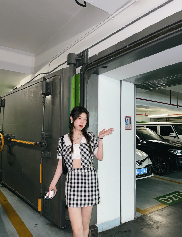 心上妹妹-浙江省·杭州市·滨江区-快手-可以探店打卡和接服装寄拍 风格多样化不限 欢迎各位商家合作 (微博 ***)