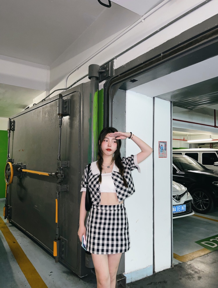 心上妹妹-浙江省·杭州市·滨江区-快手-可以探店打卡和接服装寄拍 风格多样化不限 欢迎各位商家合作 (微博 ***)