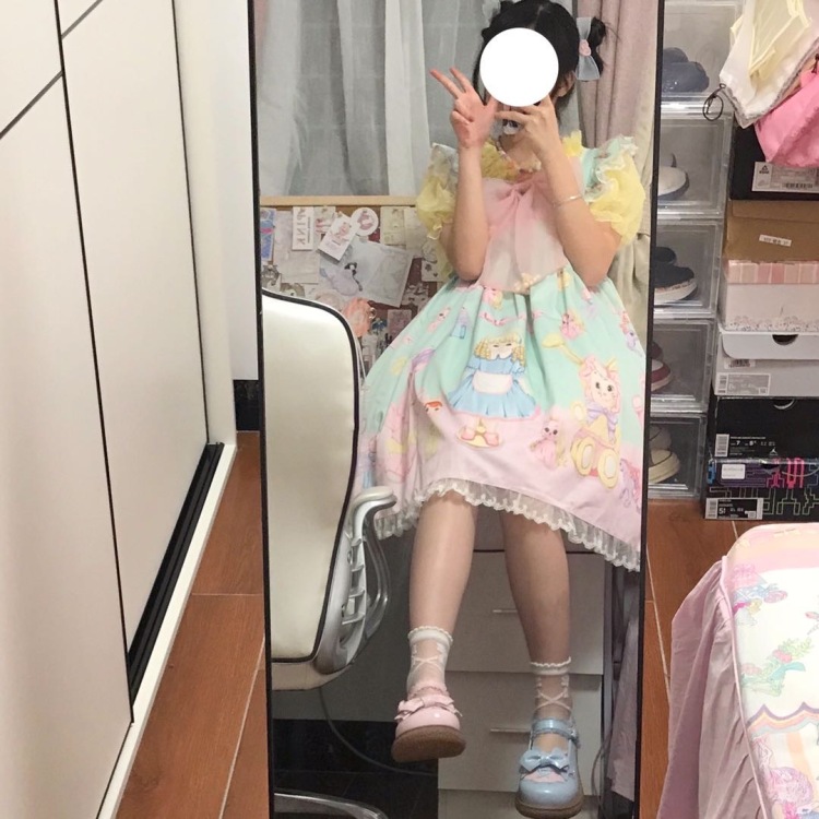 Y-广东省·云浮市·罗定市-抖音|***-拍照真的是个快乐星球!平常都是玩lo和JK制服较多,风格基本上就是偏可爱的,但也可以驾驭其他风格(只是平常很少
