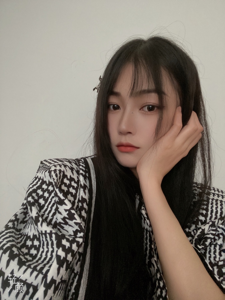 A-山东省·菏泽市·牡丹区--平常无事特此用于兼职
可接口红，服装（不过分暴露）可盐可甜可仙，美瞳，包包，饰品等