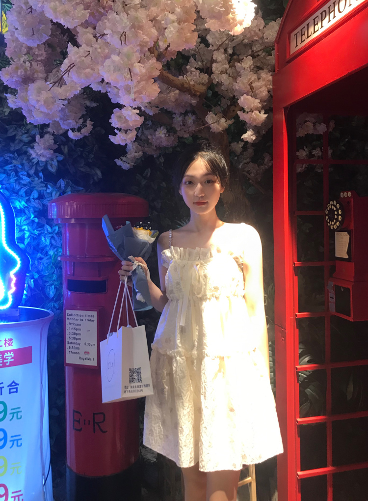 JISOO洋TUO🦙-湖南省·长沙市·岳麓区-快手-在校学生，喜欢拍照，可接受买家秀，短视频带货，开箱测评，免费试用和平面模特兼职。寄拍