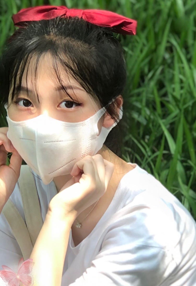 JISOO洋TUO🦙-湖南省·长沙市·岳麓区-快手-在校学生，喜欢拍照，可接受买家秀，短视频带货，开箱测评，免费试用和平面模特兼职。寄拍