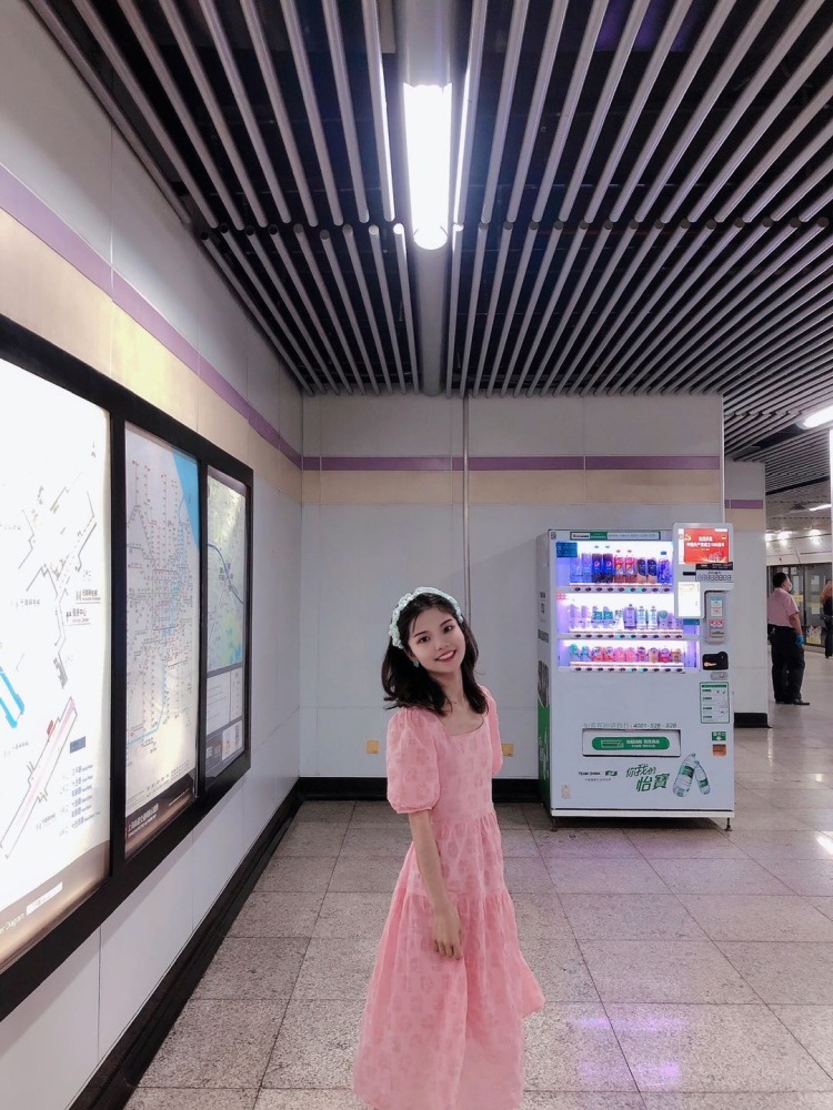发呆的水蜜桃~-江苏省·南通市·通州区--寄拍模特,会摆pose,修图。身高152cm,体重39kg。