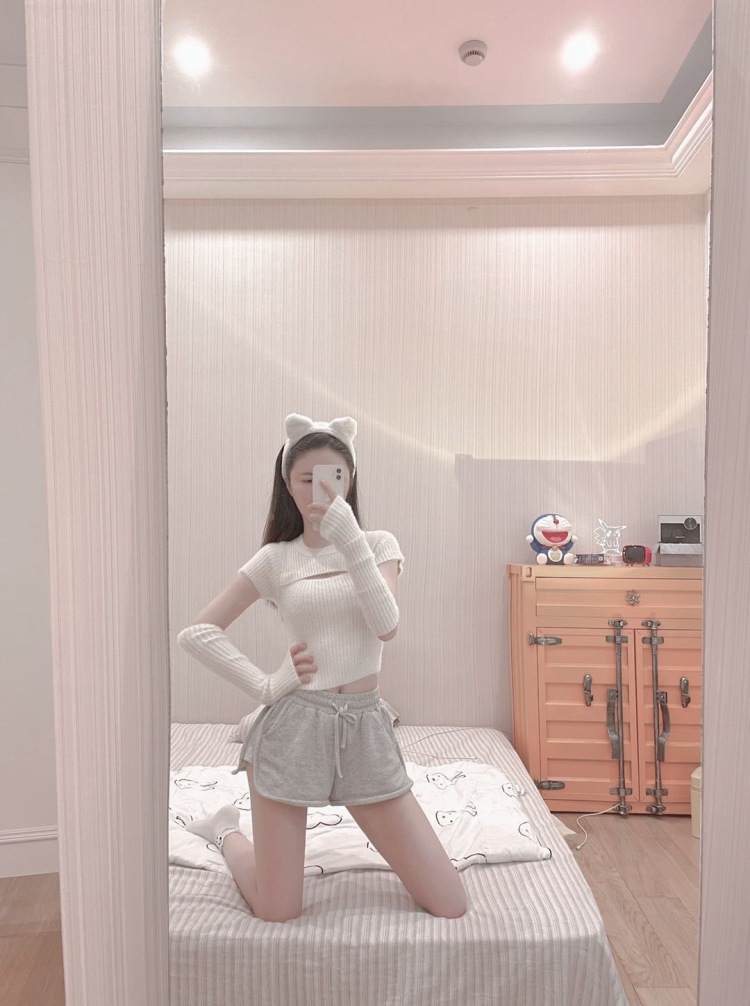 🦁ིྀ小狮子-广东省·深圳市·罗湖区-微博,***-接寄拍~买家秀。本人爱拍照 擅长修图 会化妆,可接受多种风格。