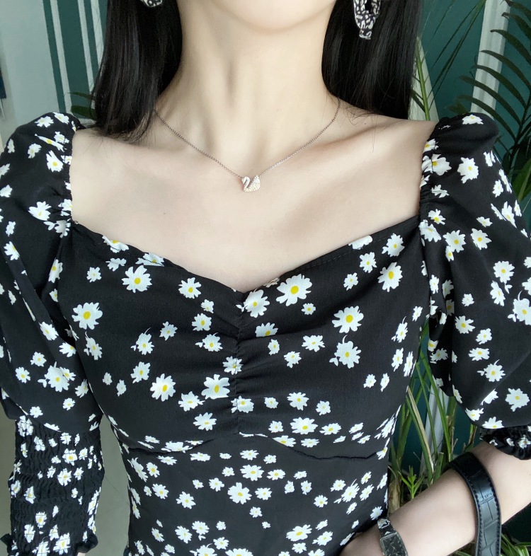 归零-安徽省·蚌埠市·龙子湖区-抖音 微博 ***-接寄拍🤗
喜欢拍照,会p图,
平时爱化妆 护肤 时间充裕 可接任何风格
身高:164体重88
服饰👗配饰💍美瞳👀手模💅都🉑️
本人出片质量高 会尽量满足店家的需求
可长期合作,有意联系🌷