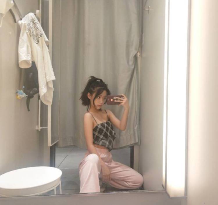 A.💓奥特曼打小怪兽~biubiubiu-北京市·北京市·海淀区--可接单 寄拍 测评等都可
视频拍摄 照片拍摄都可
舞蹈商演也可接