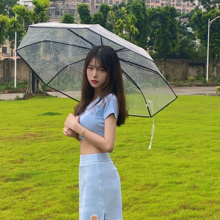 芝士-广东省·广州市·天河区-抖音|***|微博-可接寄拍送拍。会修图,主要软件于***、微博、抖音,软件粉丝数加起来上千。有过寄拍送拍的经验,喜欢拍照穿搭。