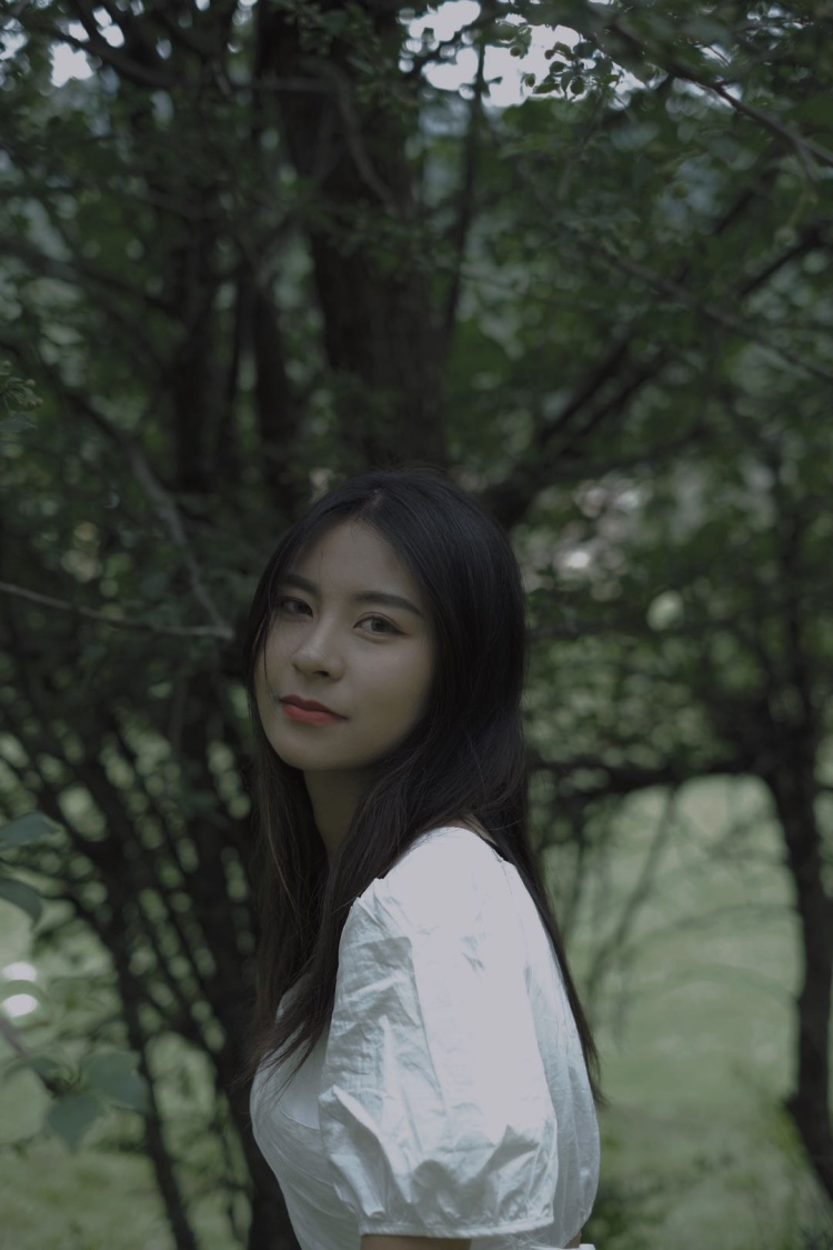 美女-云南省·丽江市·古城区-抖音，快手，***-身高171cm
体重53kg
很喜欢拍照
可以接寄拍哦
需要可以联系