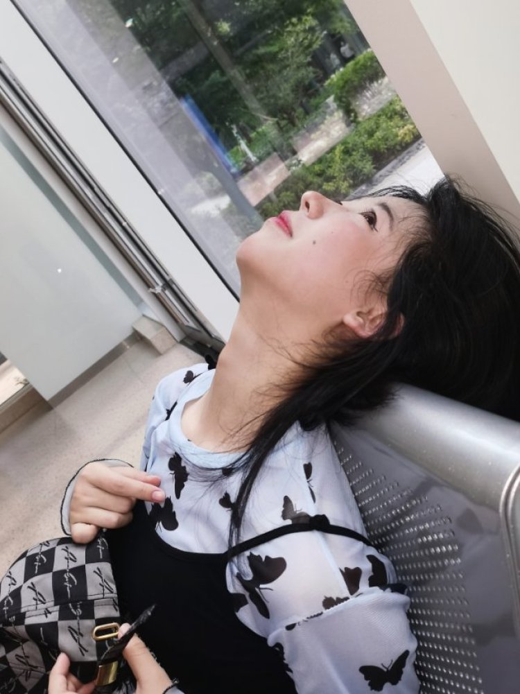 wentto-江苏省·苏州市·相城区-抖音 *** 微博-身高164 体重50kg
身材匀称,气质佳,形象不错,喜欢拍照,比较活泼,乐于展示,想做点寄拍网拍赚赚零花钱,第一次拍,请多多指教😀