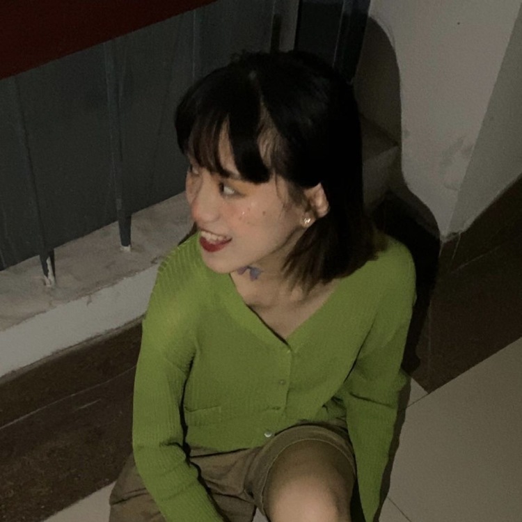 对方正在长头发-江苏省·无锡市·江阴市-抖音/***/微博-本人是在校大学生 兴趣广泛 尝试风格较多
身高166 体重50
对修图软件使用较多