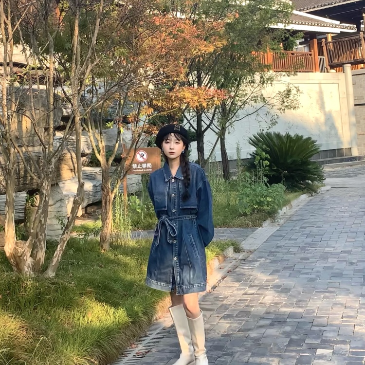 啵-湖南省·怀化市·芷江侗族自治县--大家好!我是啵
喜欢拍照
喜欢化妆
可以尝试各种穿搭
可以寄拍
身高161
体重44