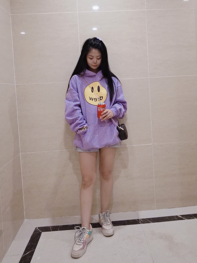 我是欣宝呀-山西省·太原市·小店区-微博-爱拍照，会修图，可寄拍网拍种草视频，有经验！商家可看我主页，也可发摩卡，各类风格都可尝试。有寄拍经验！态度好，可重拍。