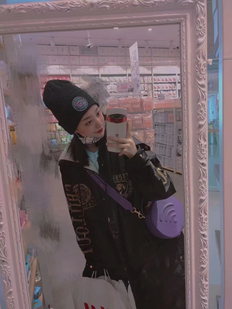 H-河北省·唐山市·路北区--接寄拍 买家秀等
服装饰品鞋子包包均可
身高158 体重48
喜欢拍照 会p图
风格不限