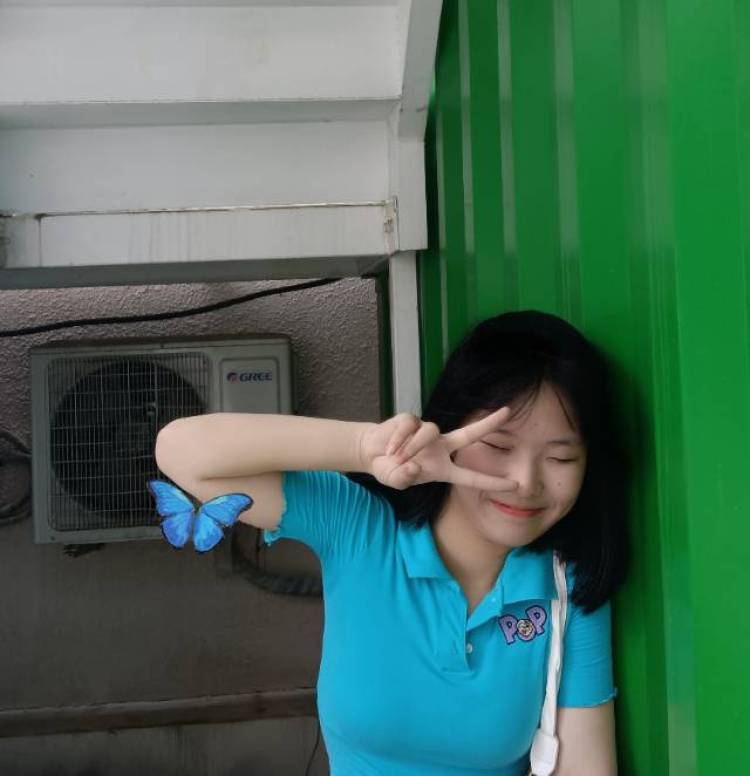 姐就是女王-河北省·廊坊市·广阳区--新人新人价格可以协商
身高160体重110
接寄拍衣服首饰都可以没要求
汉服 古风 日系 jk 复古…
会拍照会搭配会修图
很好说话!
