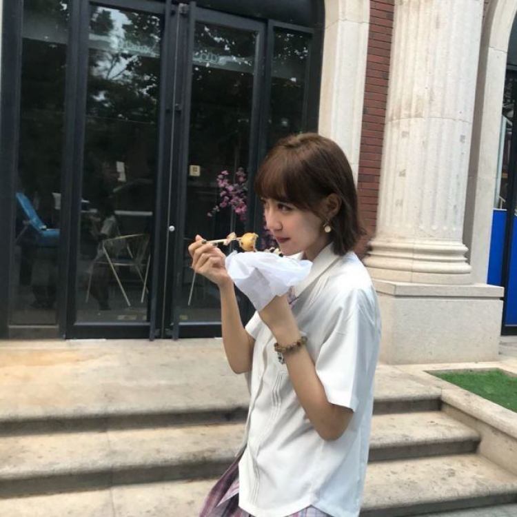 高环奈-天津市·天津市·南开区-微博***-喜欢化妆 喜欢拍照 会p图的学生 风格辣妹纯欲 学生可爱风格都可以 身材还可以喜欢健身 修身衣服或者小物品都可以 现在短头发可带假发