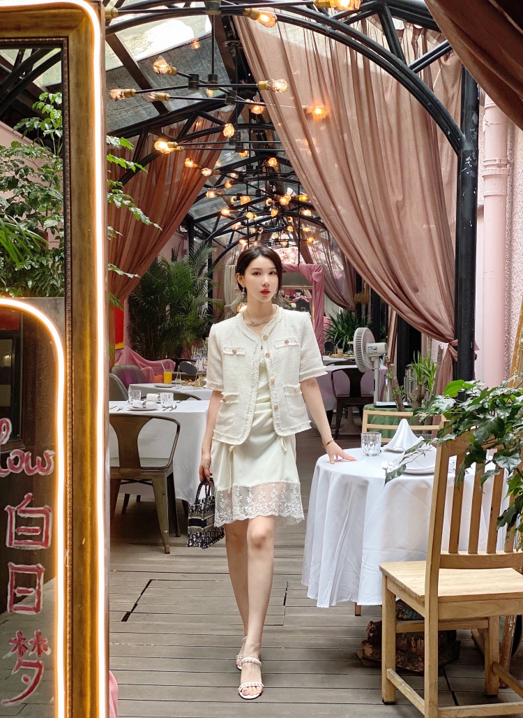 Mumuki💕-安徽省·合肥市·蜀山区-微博 抖音 ***-专业接拍买家秀 淘宝详情拍摄 线下探店等
擅长 气质淑女休闲风女装服饰拍摄
餐厅咖啡厅打卡 饰品化妆品美瞳拍摄
也可拍摄口播视频
具体费用可协商