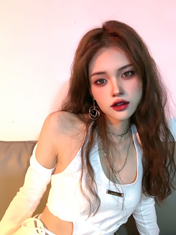 🍑玖-甘肃省·兰州市·城关区-抖音快手***B站-接服饰、饰品、美妆、美瞳寄拍
风格多变,返图快,修图技术一绝
好沟通,时间充裕,稳定,可长期合作