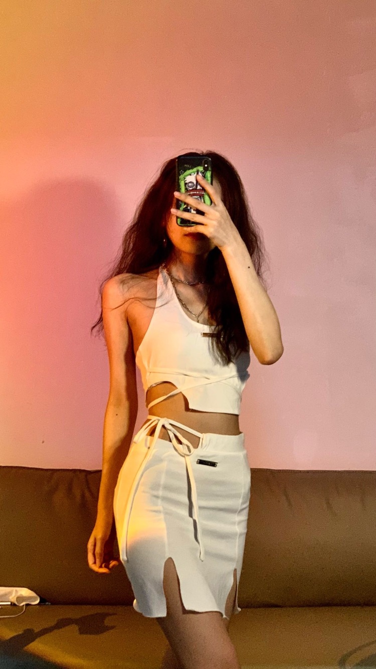 🍑玖-甘肃省·兰州市·城关区-抖音快手***B站-接服饰、饰品、美妆、美瞳寄拍
风格多变,返图快,修图技术一绝
好沟通,时间充裕,稳定,可长期合作
