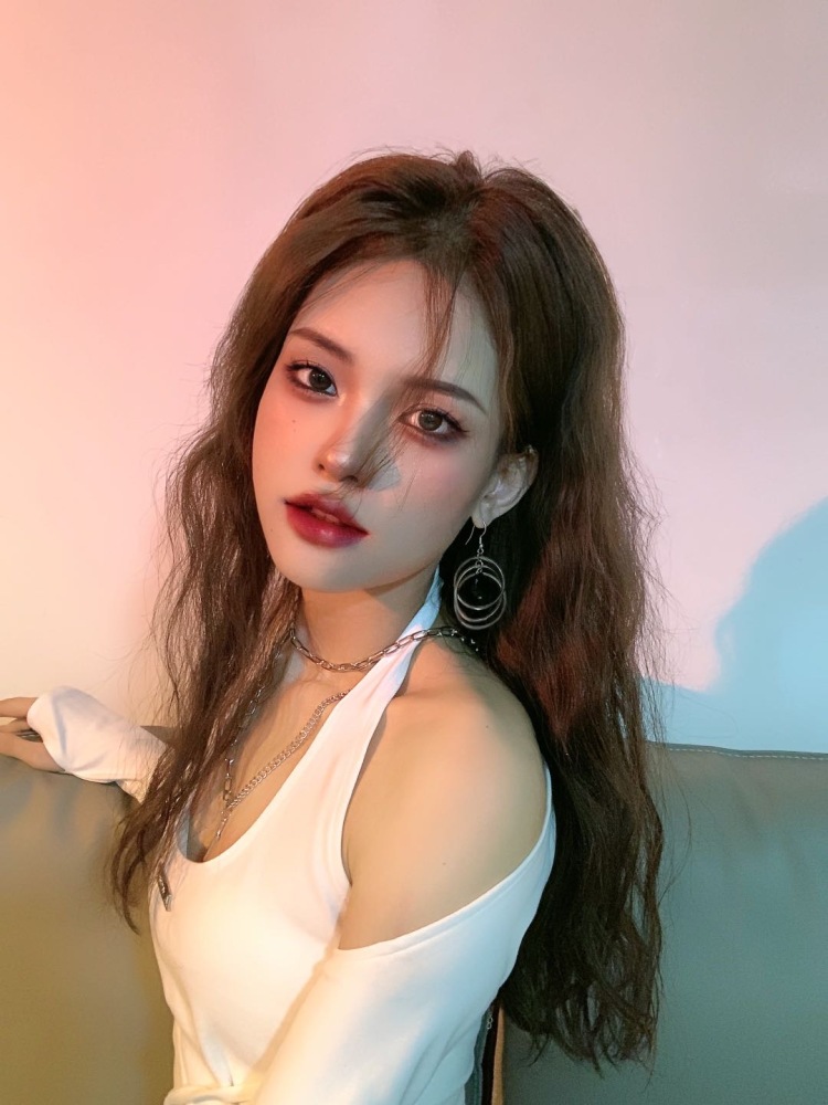 🍑玖-甘肃省·兰州市·城关区-抖音快手***B站-接服饰、饰品、美妆、美瞳寄拍
风格多变,返图快,修图技术一绝
好沟通,时间充裕,稳定,可长期合作