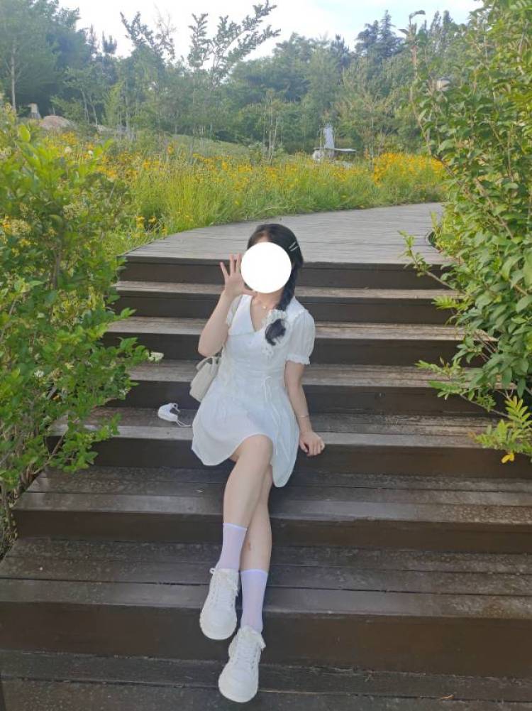 馨馨-山西省·吕梁市·文水县-dy-我要接单 · 可协商
可接寄拍 送拍等 服装饰品美妆护肤皆可 风格多样 情绪类韩系日系休闲 会化妆会修图 效率性完成 保质保量 欢迎合作 🤝