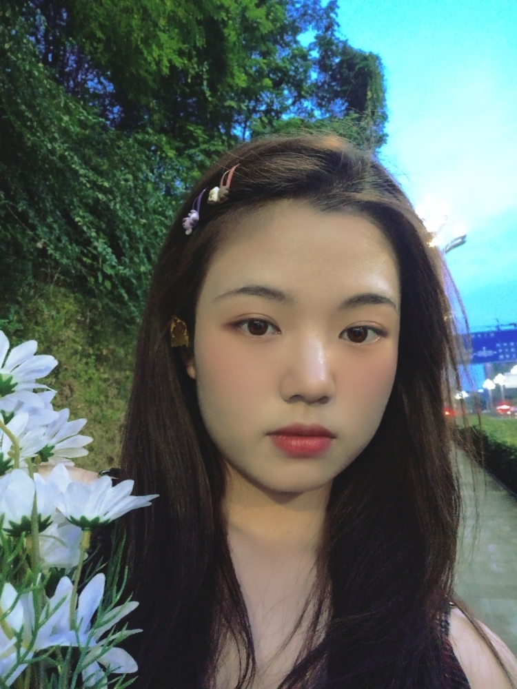 含文绘绘-贵州省·贵阳市·花溪区-*** 快手-希望接平面模特,约拍寄拍都可以。会拍照会修图。本人155,体重40㎏。希望各位商家多留意