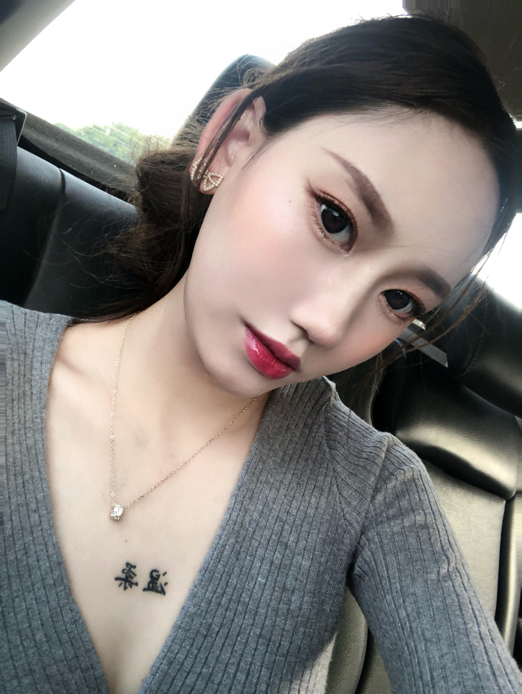 南一-云南省·昆明市·呈贡区-抖音 快手 微博-买家秀淘宝 寄拍网拍 平面模特 风格多样 出图质量高 不满意可重拍 不接太露私房 寄拍不接丝袜情趣内衣 期待与您合作!
艺名:南一
身份:素人模特
年龄:19
身高:166CM
体重:47KG
粉丝: