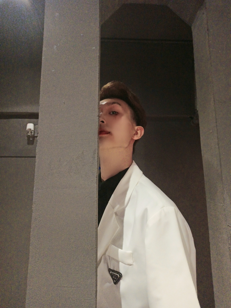 欧派.salon『林凯凯』-福建省·漳州市·芗城区--可接受重拍
其他看你们安排
身高:178
体重:113斤
本人善良好说话,接受你们的全部安排