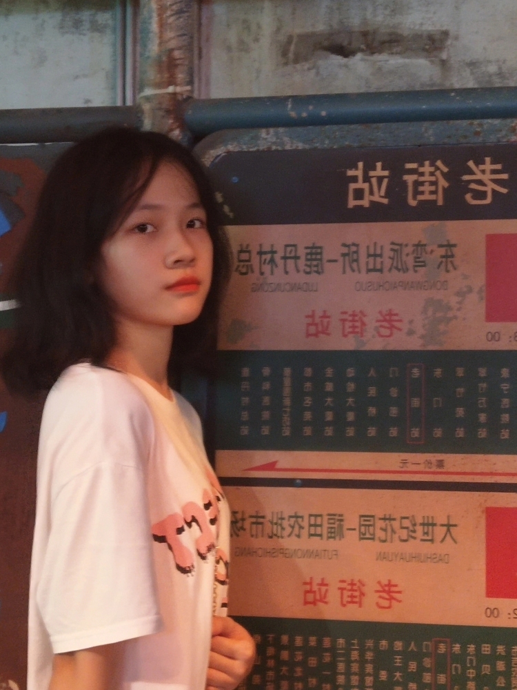 咖喱-o.-广东省·深圳市·福田区--特别喜欢拍照 打卡网红店 会p图
还是个学生想要为家里减轻负担 或者来简直做网拍 有什么不会的请多多指教
163 46.2㎏